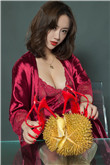 美女被扒开胸罩射精网站视频